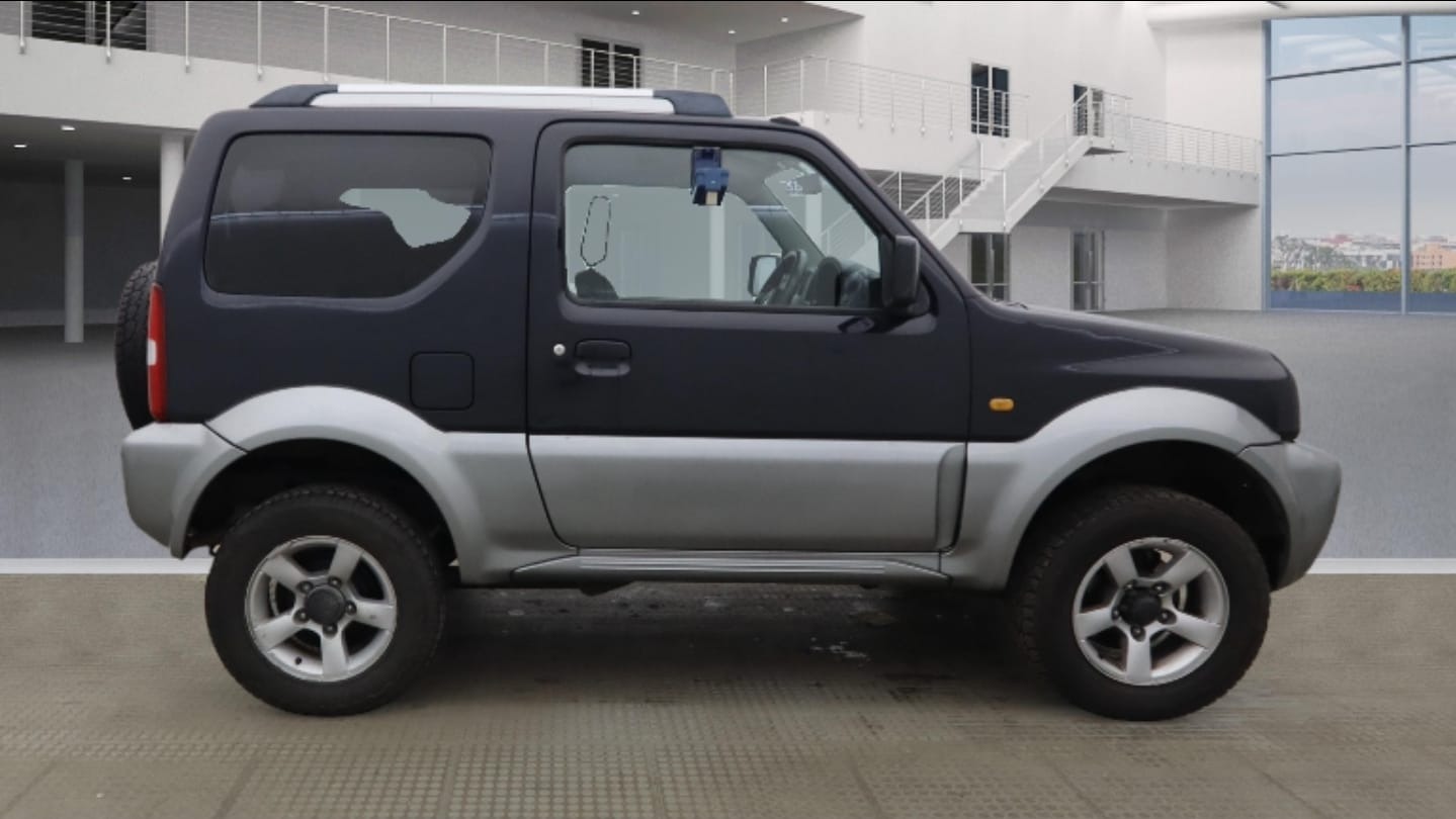 Used Suzuki Jimny 2009 for sale - 77319988: Photo 5