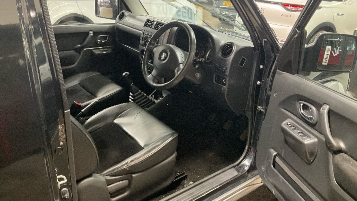 Used Suzuki Jimny 2009 for sale - 77319988: Photo 7