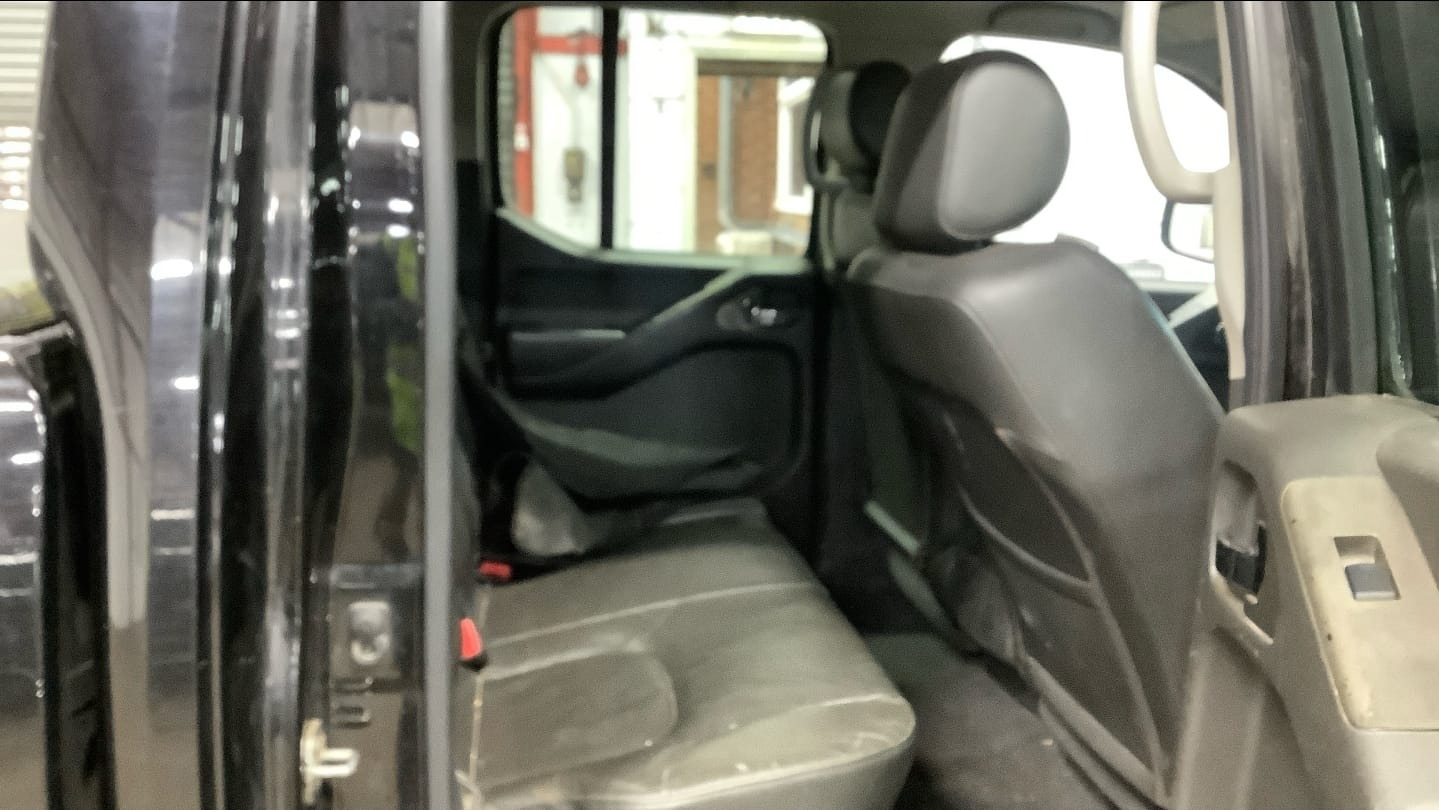 Used Nissan Navara 2009 for sale - 77636886: Photo 9