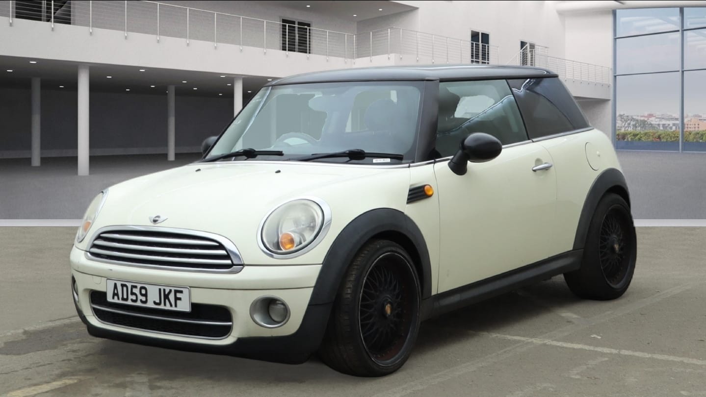 Used MINI Hatch 2009 for sale - 77195455: Photo 2