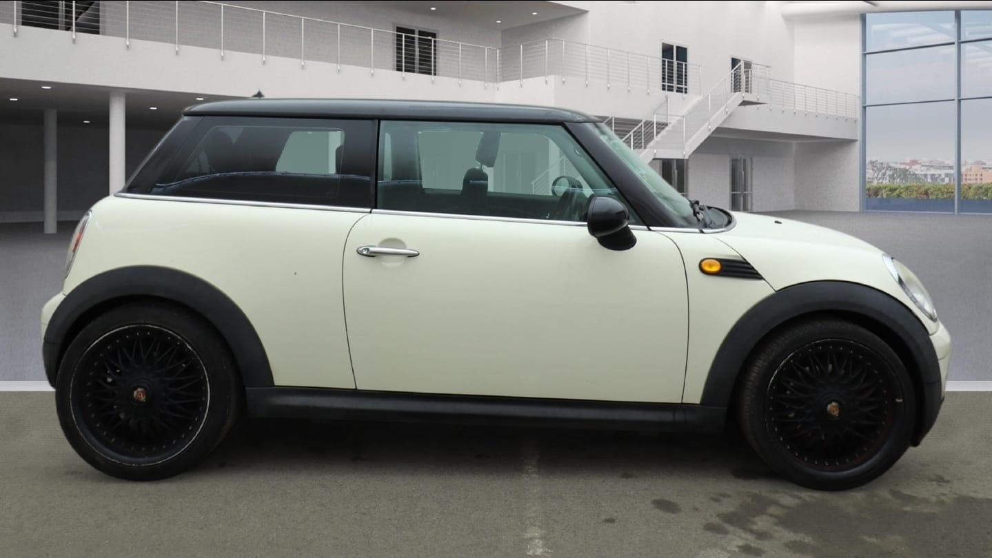 Used MINI Hatch 2009 for sale - 77195455: Photo 5