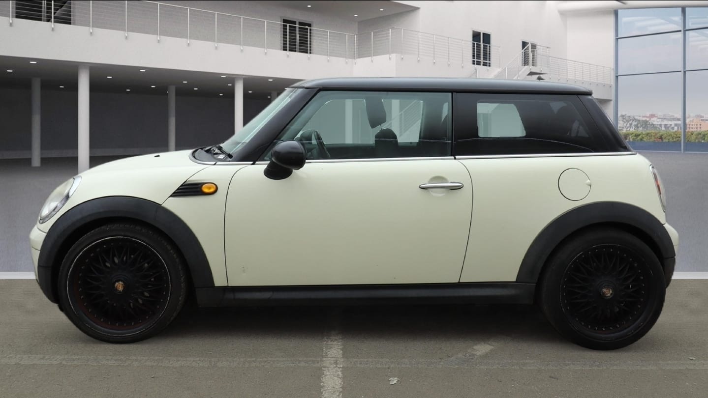 Used MINI Hatch 2009 for sale - 77195455: Photo 6