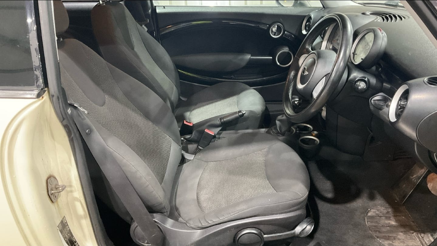 Used MINI Hatch 2009 for sale - 77195455: Photo 7