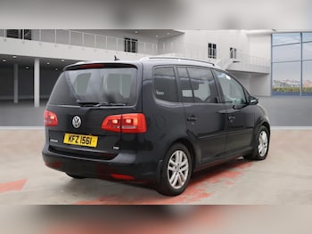 Used Volkswagen Touran 2012 for sale - 77798887: Photo