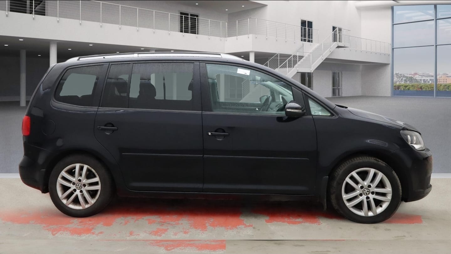 Used Volkswagen Touran 2012 for sale - 77798887: Photo 5