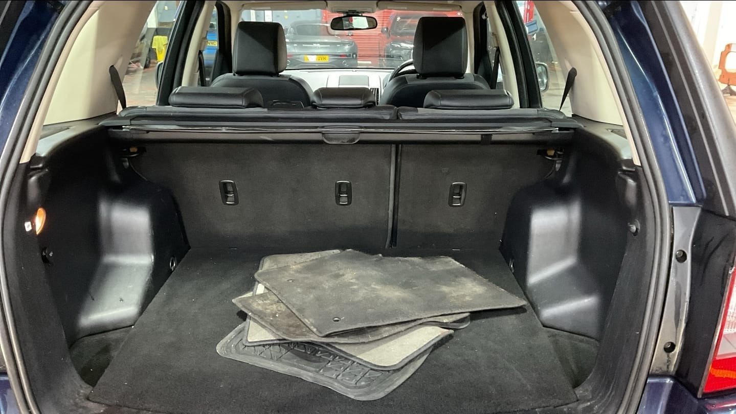 Used Land Rover Freelander 2012 for sale - 77636888: Photo 9