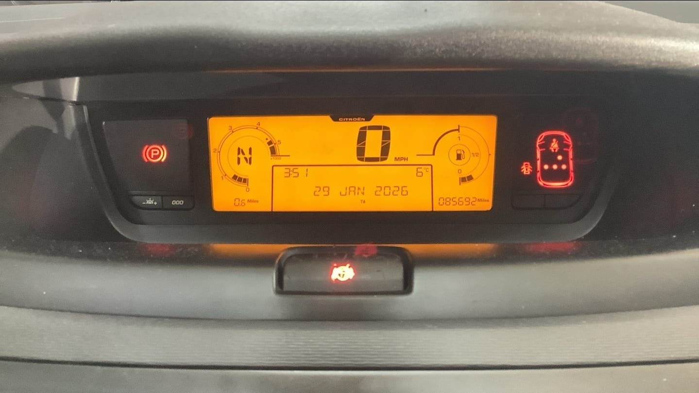 Used Citroen C4 Picasso 2010 for sale - 77403677: Photo 10