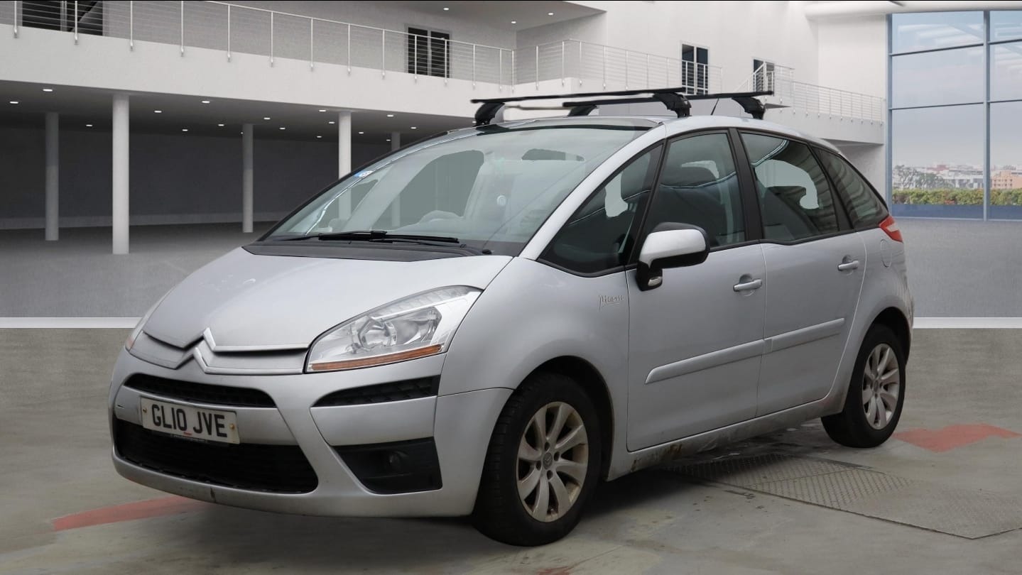 Used Citroen C4 Picasso 2010 for sale - 77403677: Photo 2