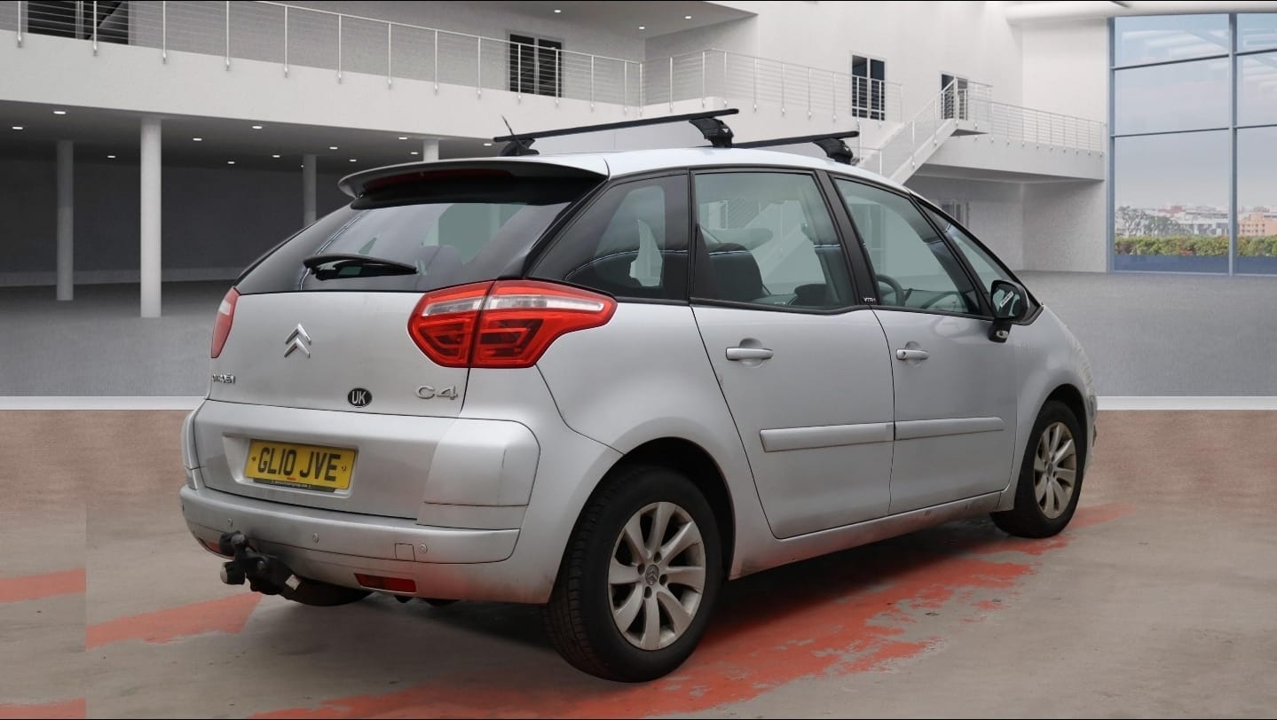 Used Citroen C4 Picasso 2010 for sale - 77403677: Photo 4