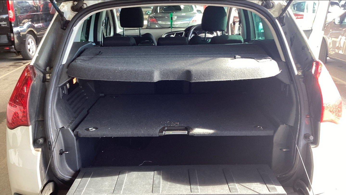 Used Peugeot 3008 2011 for sale - 78071697: Photo 9