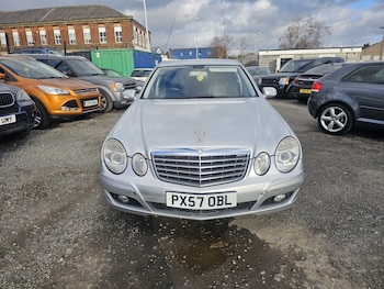 Used Mercedes-Benz E Class 2007 for sale - 77844693: Photo