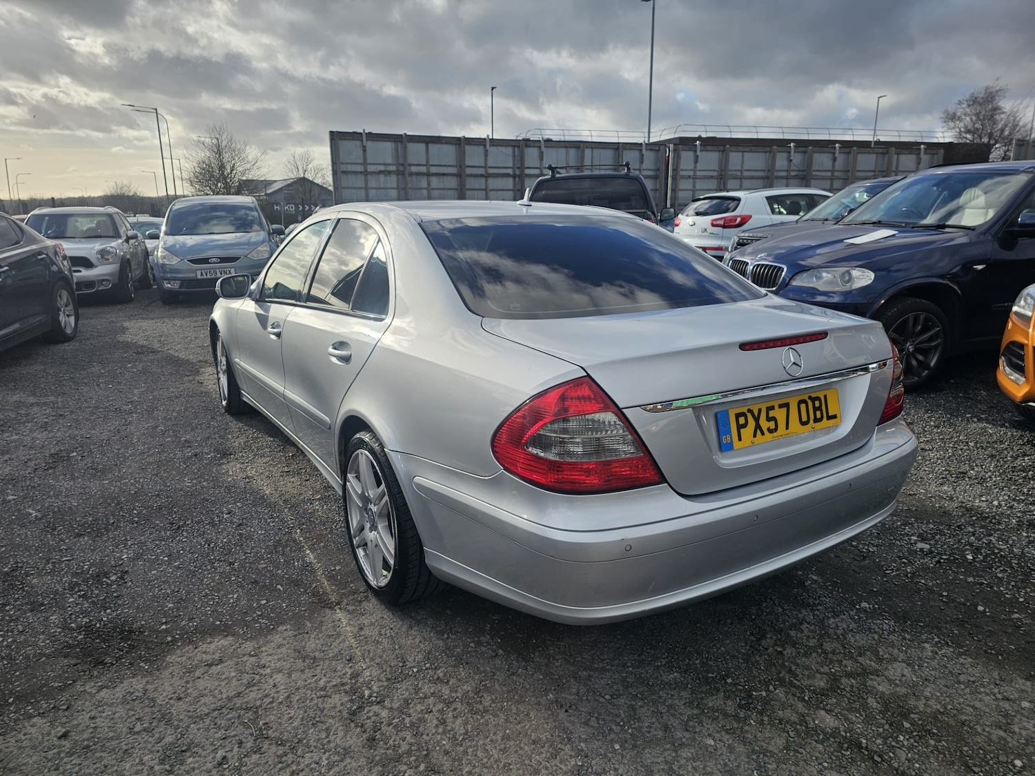 Used Mercedes-Benz E Class 2007 for sale - 77844693: Photo 5