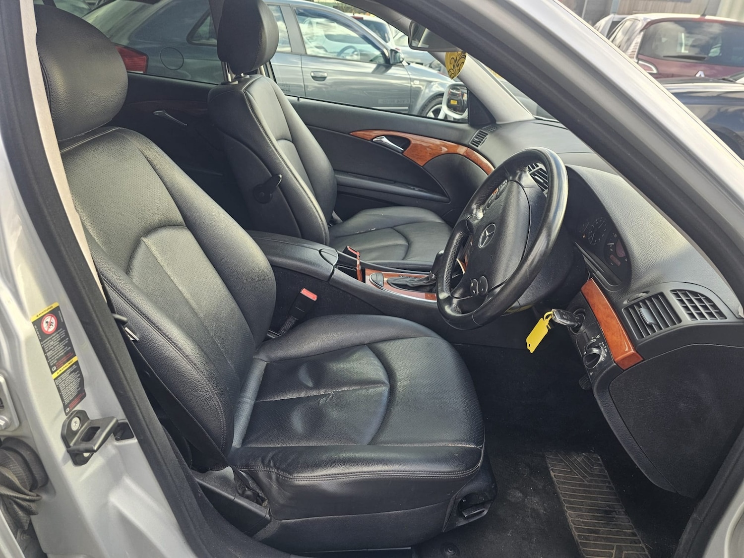 Used Mercedes-Benz E Class 2007 for sale - 77844693: Photo 9