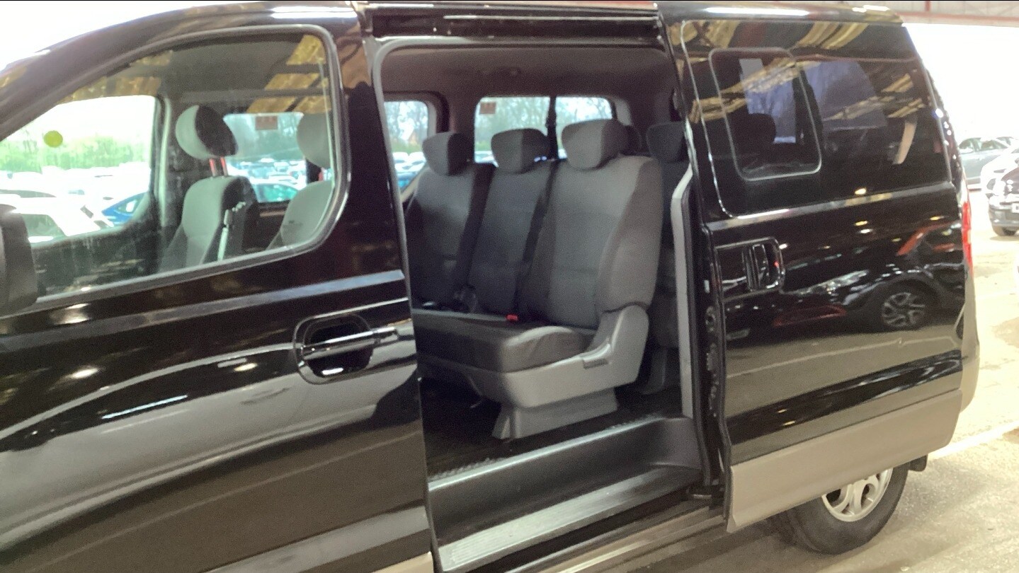 Used Hyundai i800 2012 for sale - 78121693: Photo 9