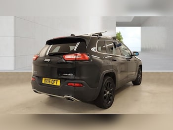 Used Jeep Cherokee 2015 for sale - 79401658: Photo