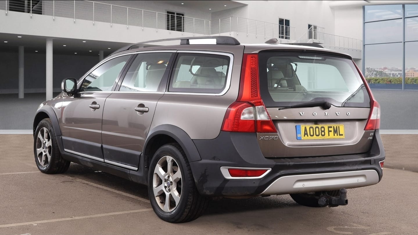 Used Volvo XC70 2008 for sale - 77644149: Photo 3