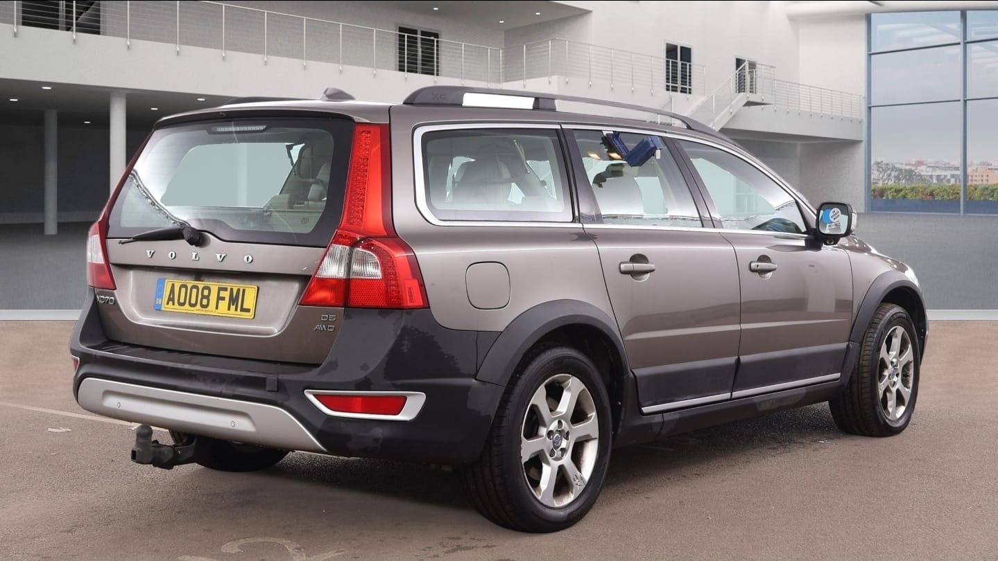 Used Volvo XC70 2008 for sale - 77644149: Photo 4