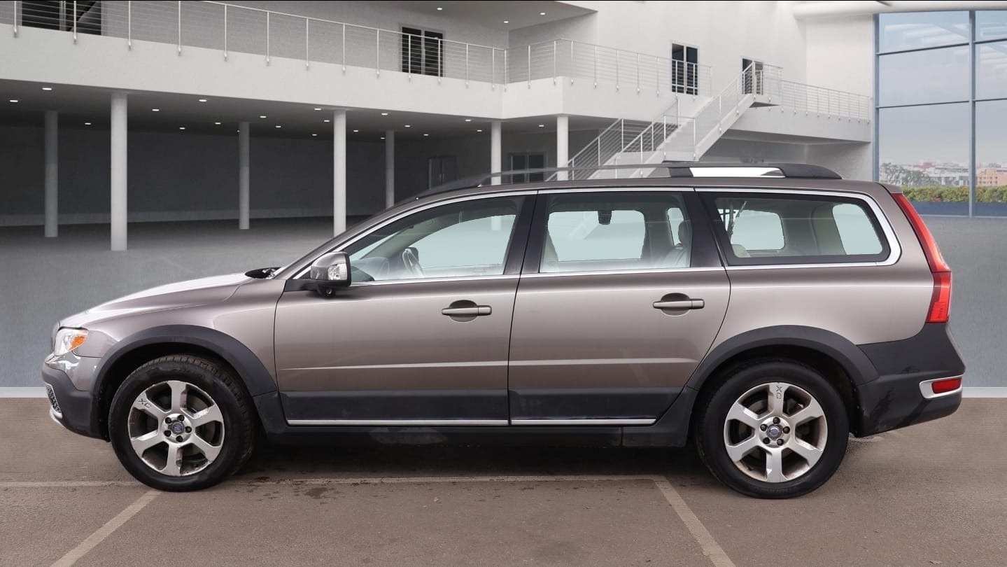 Used Volvo XC70 2008 for sale - 77644149: Photo 6