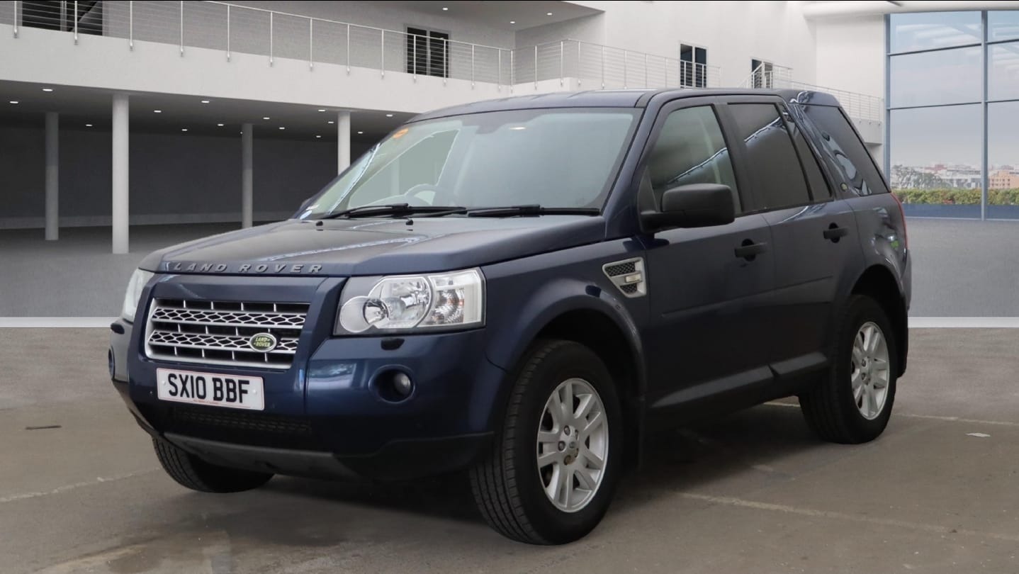 Used Land Rover Freelander 2010 for sale - 77983817: Photo 2