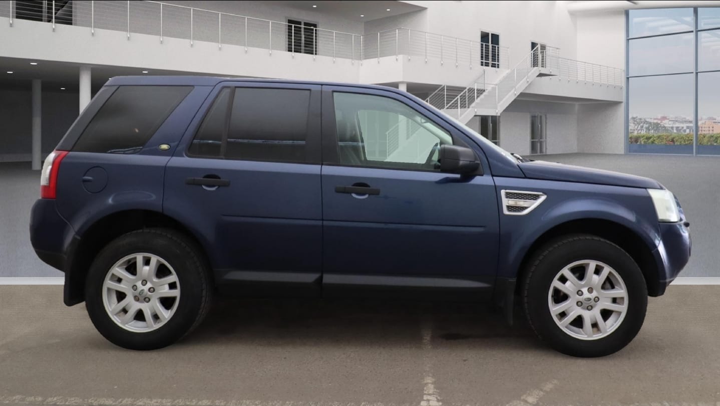 Used Land Rover Freelander 2010 for sale - 77983817: Photo 5