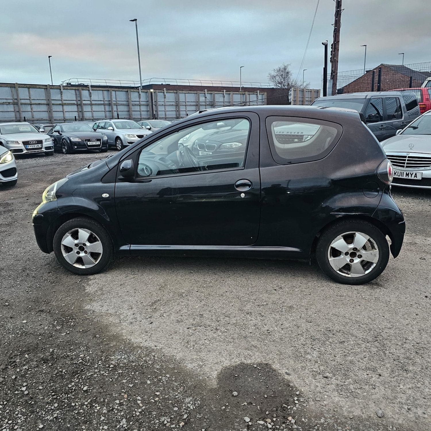 Used Toyota AYGO 2010 for sale - 77101622: Photo 4