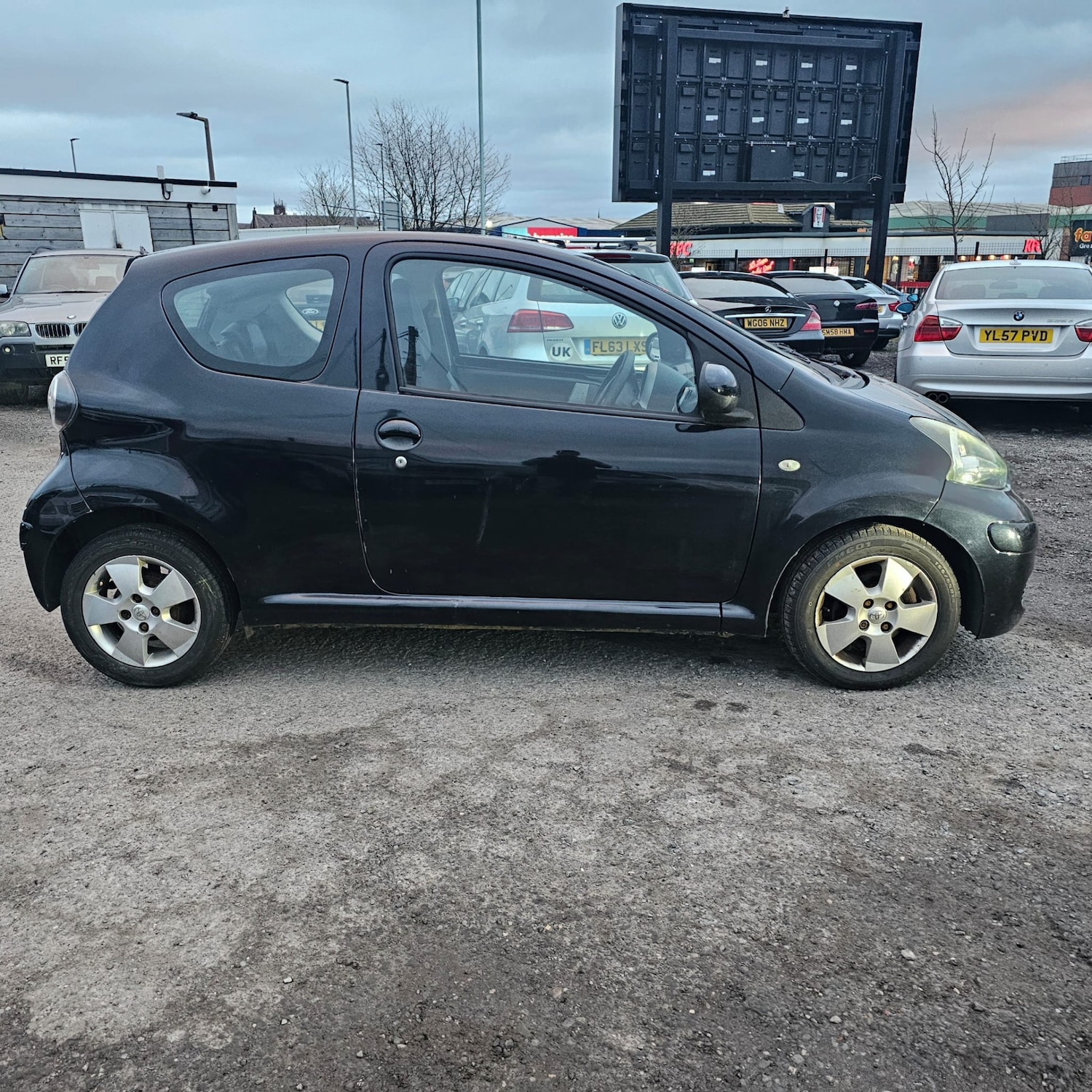 Used Toyota AYGO 2010 for sale - 77101622: Photo 7