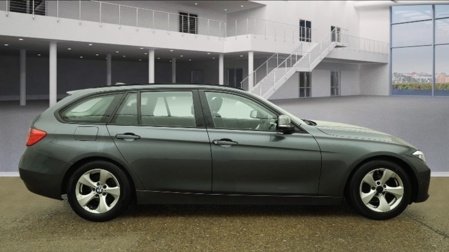 Used BMW 3 Series 2015 for sale - 77319985: Photo 5