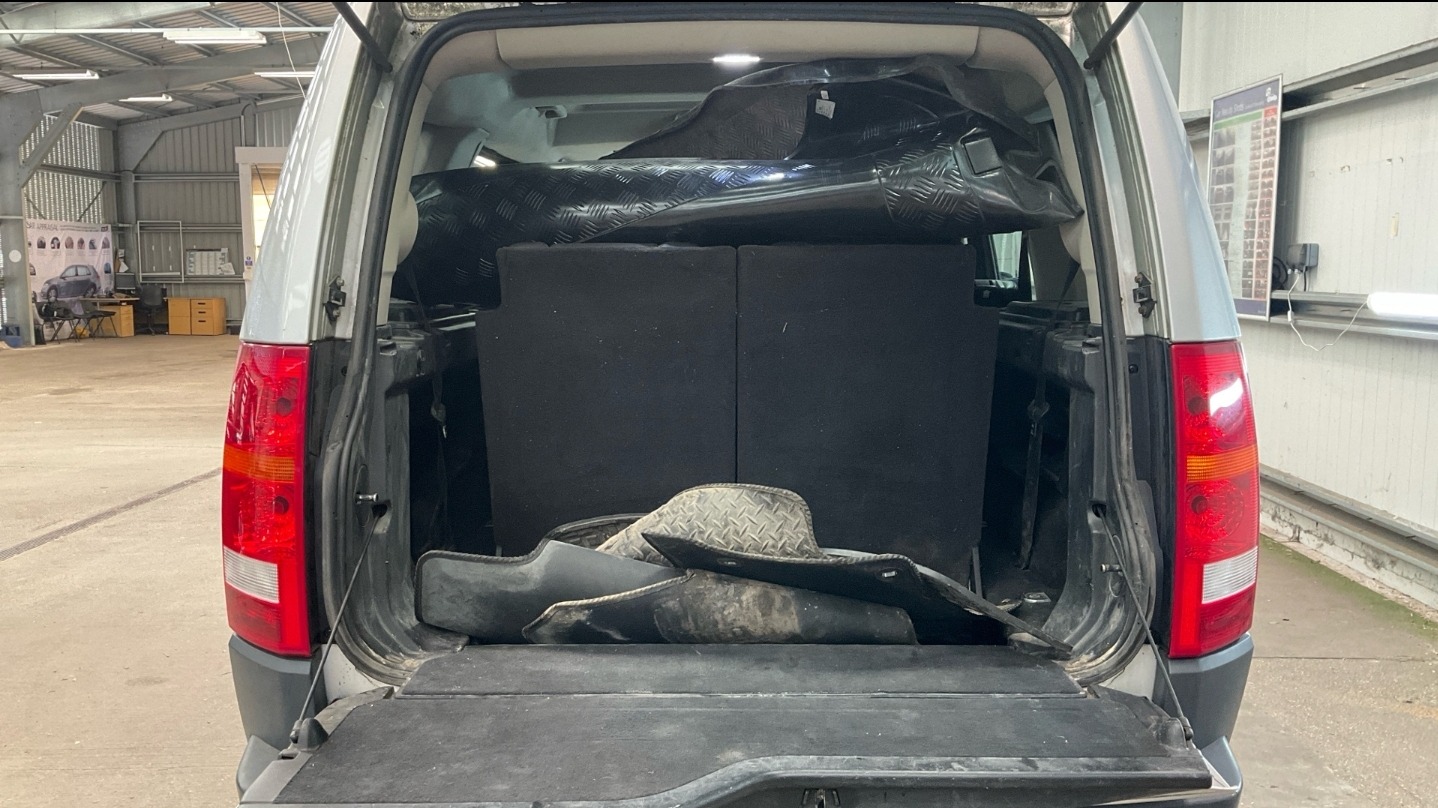 Used Land Rover Discovery 2005 for sale - 78219907: Photo 7