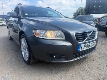 Used Volvo V50 2008 for sale - 79476695: Photo