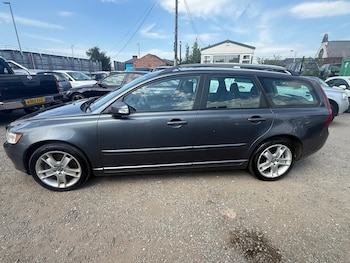 Used Volvo V50 2008 for sale - 79476695: Photo