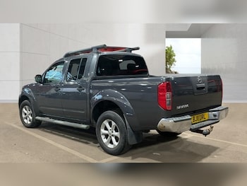 Used Nissan Navara 2011 for sale - 78340322: Photo