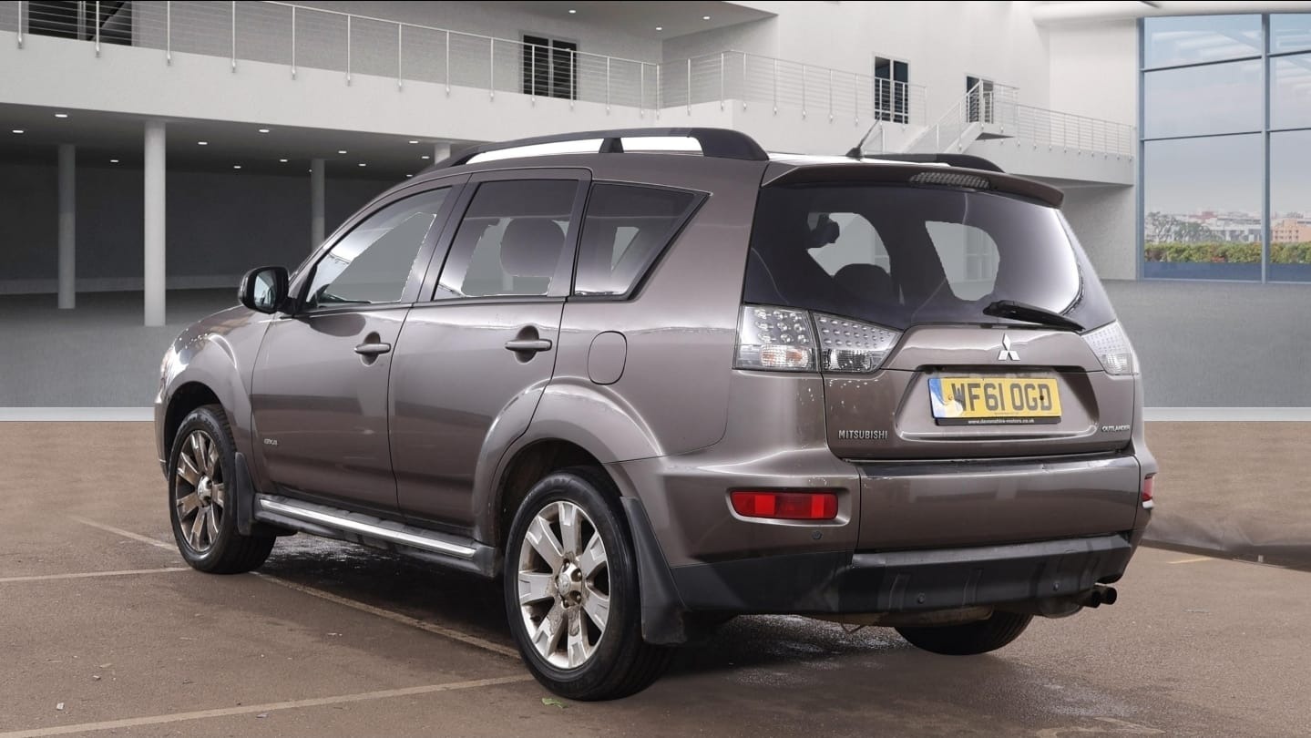 Used Mitsubishi Outlander 2012 for sale - 77710602: Photo 3