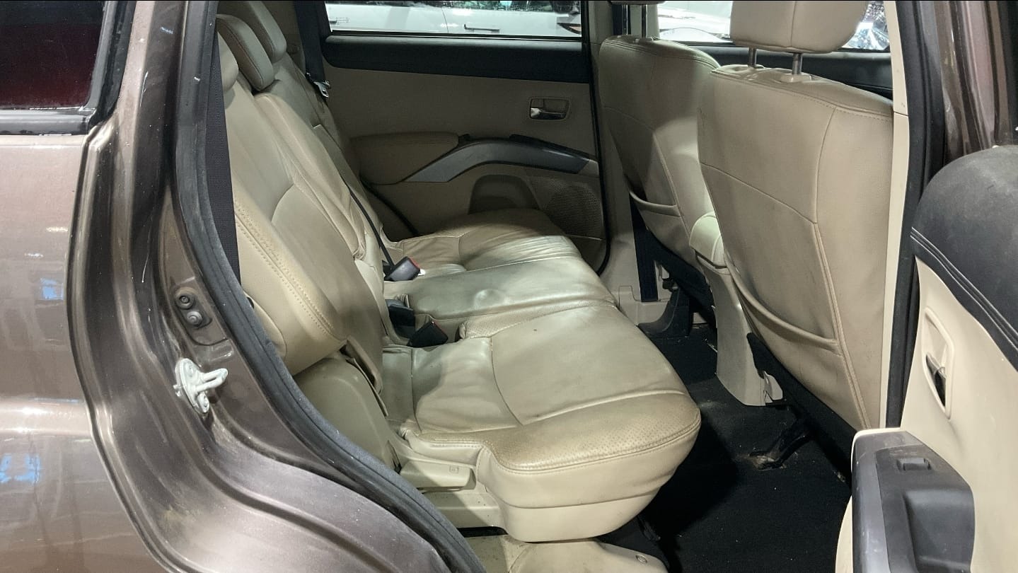 Used Mitsubishi Outlander 2012 for sale - 77710602: Photo 8