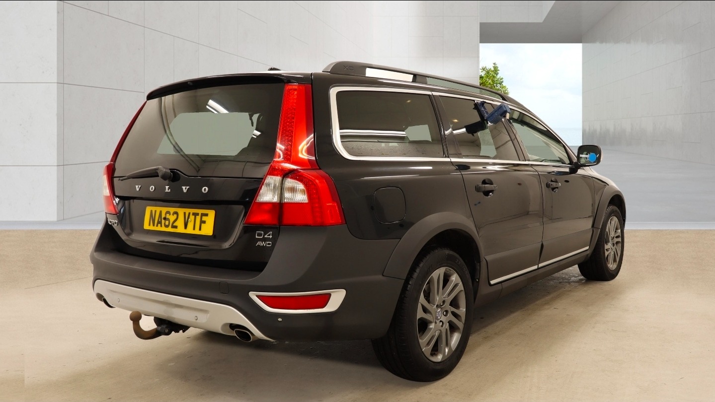 Used Volvo XC70 2012 for sale - 78121674: Photo 3