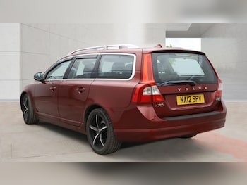 Used Volvo V70 2012 for sale - 78433685: Photo
