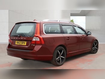 Used Volvo V70 2012 for sale - 78433685: Photo