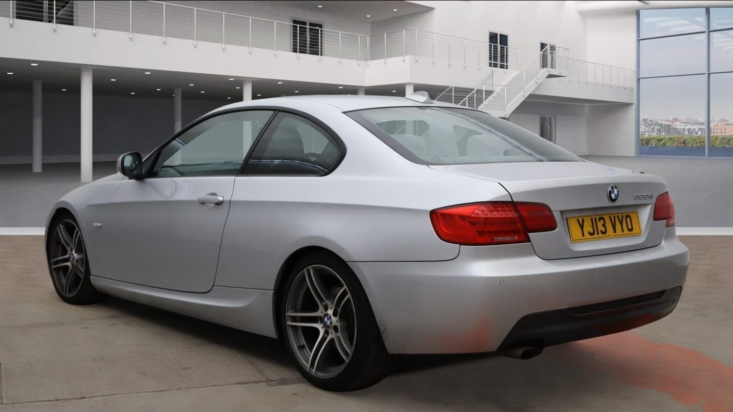 Used BMW 3 Series 2013 for sale - 77688242: Photo 3