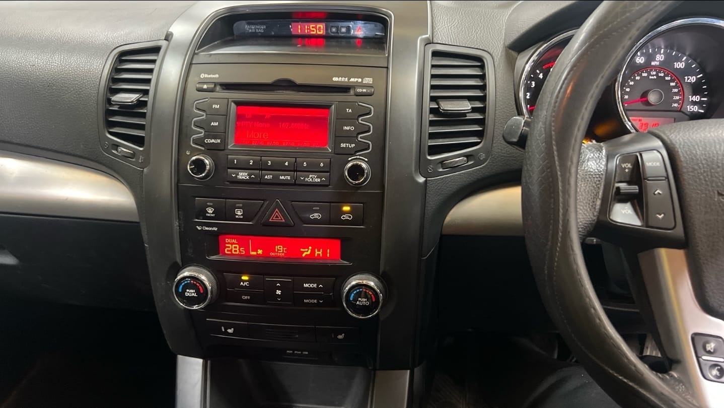 Used Kia Sorento 2011 for sale - 78006265: Photo 8