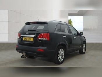 Used Kia Sorento 2011 for sale - 79054048: Photo