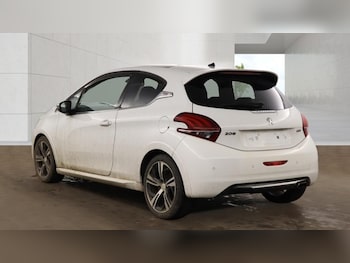 Used Peugeot 208 2017 for sale - 78938290: Photo