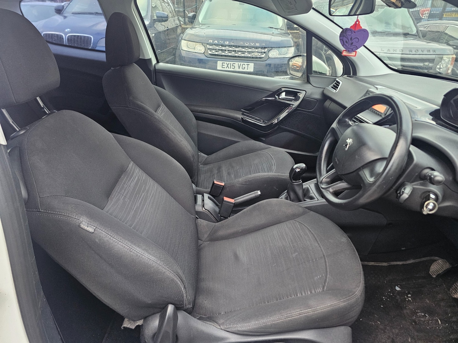 Used Peugeot 208 2013 for sale - 77371757: Photo 9