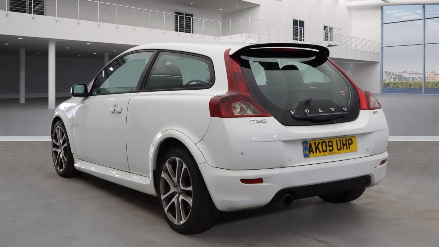 Used Volvo C30 2009 for sale - 77898135: Photo 3
