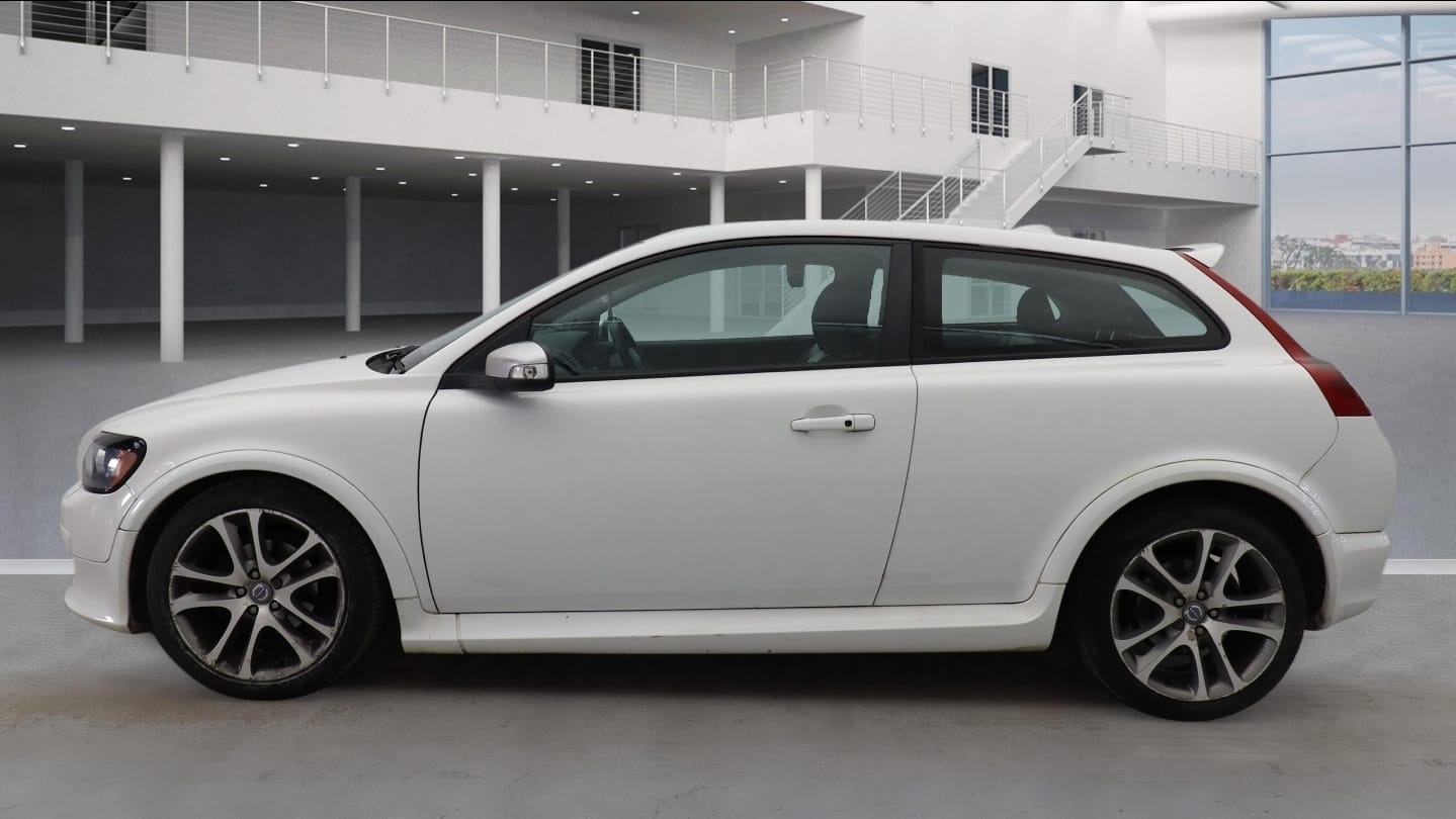 Used Volvo C30 2009 for sale - 77898135: Photo 6