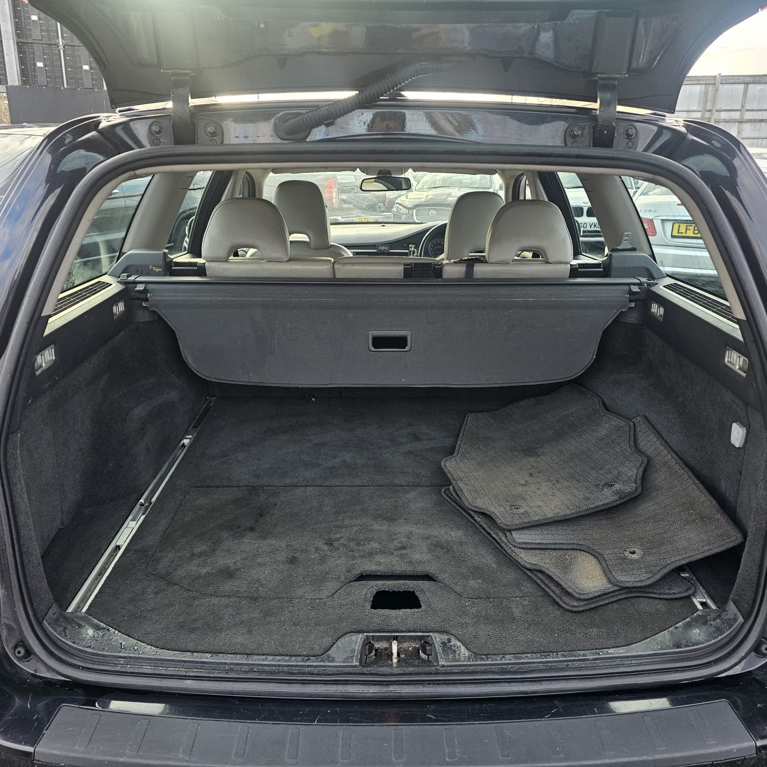 Used Volvo V70 2008 for sale - 77100579: Photo 12