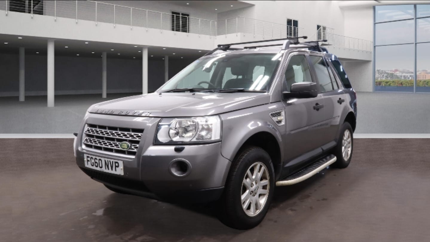Used Land Rover Freelander 2010 for sale - 77358049: Photo 2