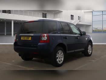 Used Land Rover Freelander 2010 for sale - 75687106: Photo