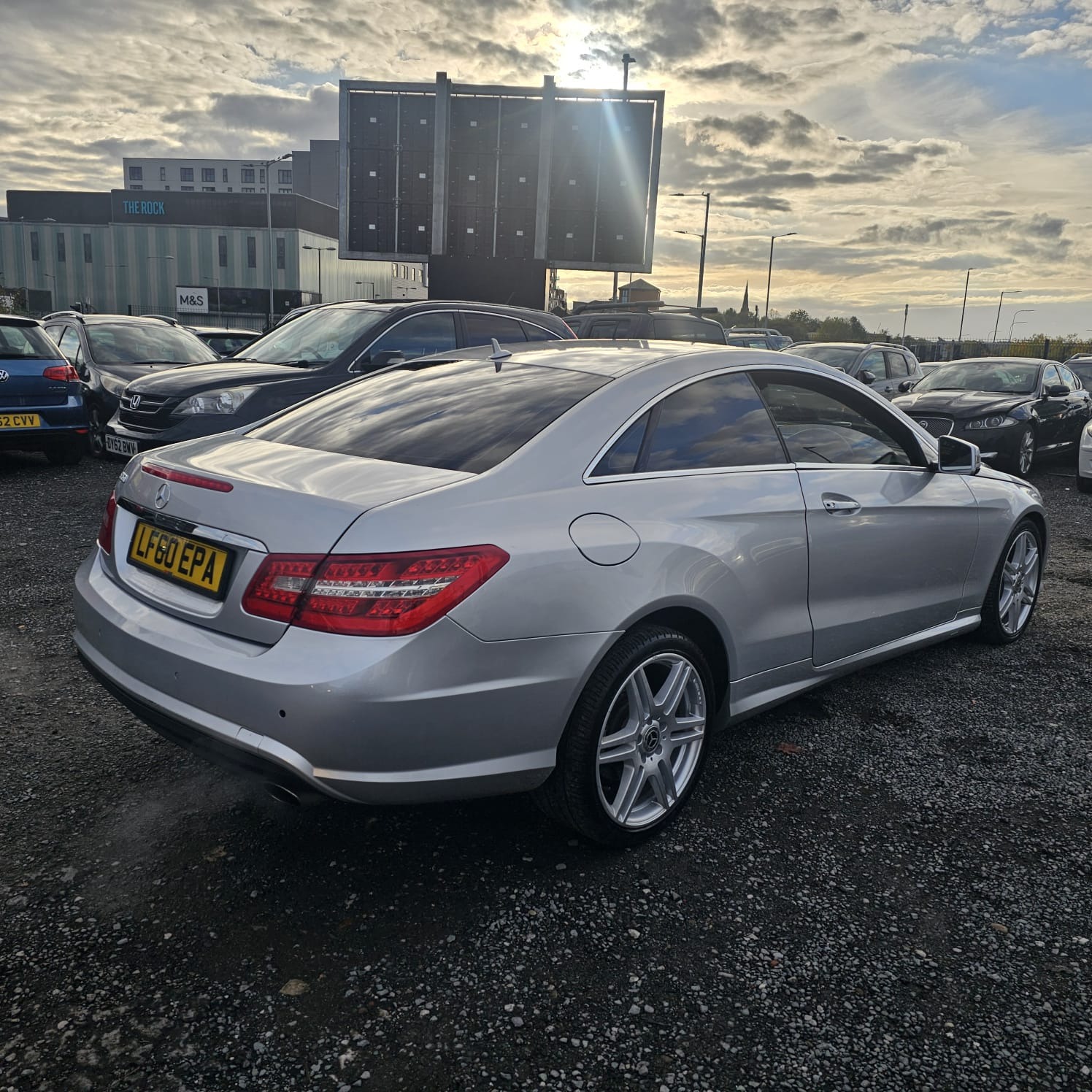 Used Mercedes-Benz E Class 2010 for sale - 77101621: Photo 7