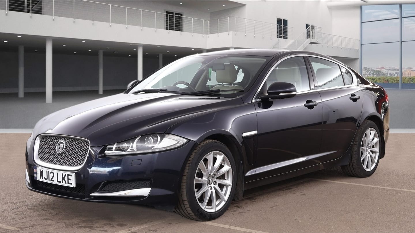 Used Jaguar XF 2012 for sale - 77996995: Photo 2