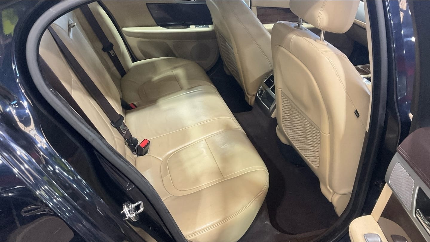 Used Jaguar XF 2012 for sale - 77996995: Photo 8