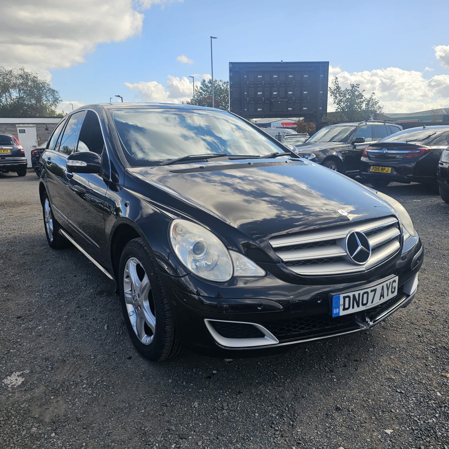 Used Mercedes-Benz R-Class 2007 for sale - 76014517: Photo 1